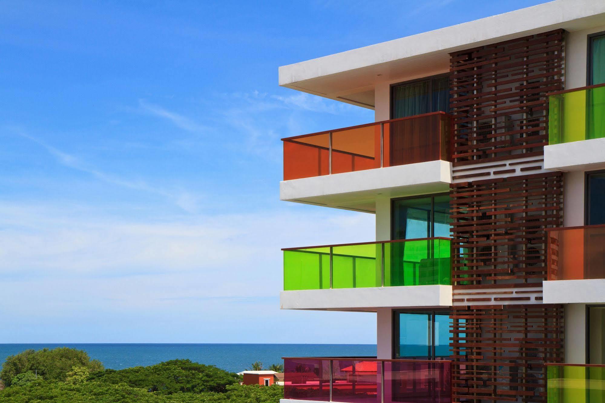 Rocco Hua Hin Beach Seaview Ngoại thất bức ảnh